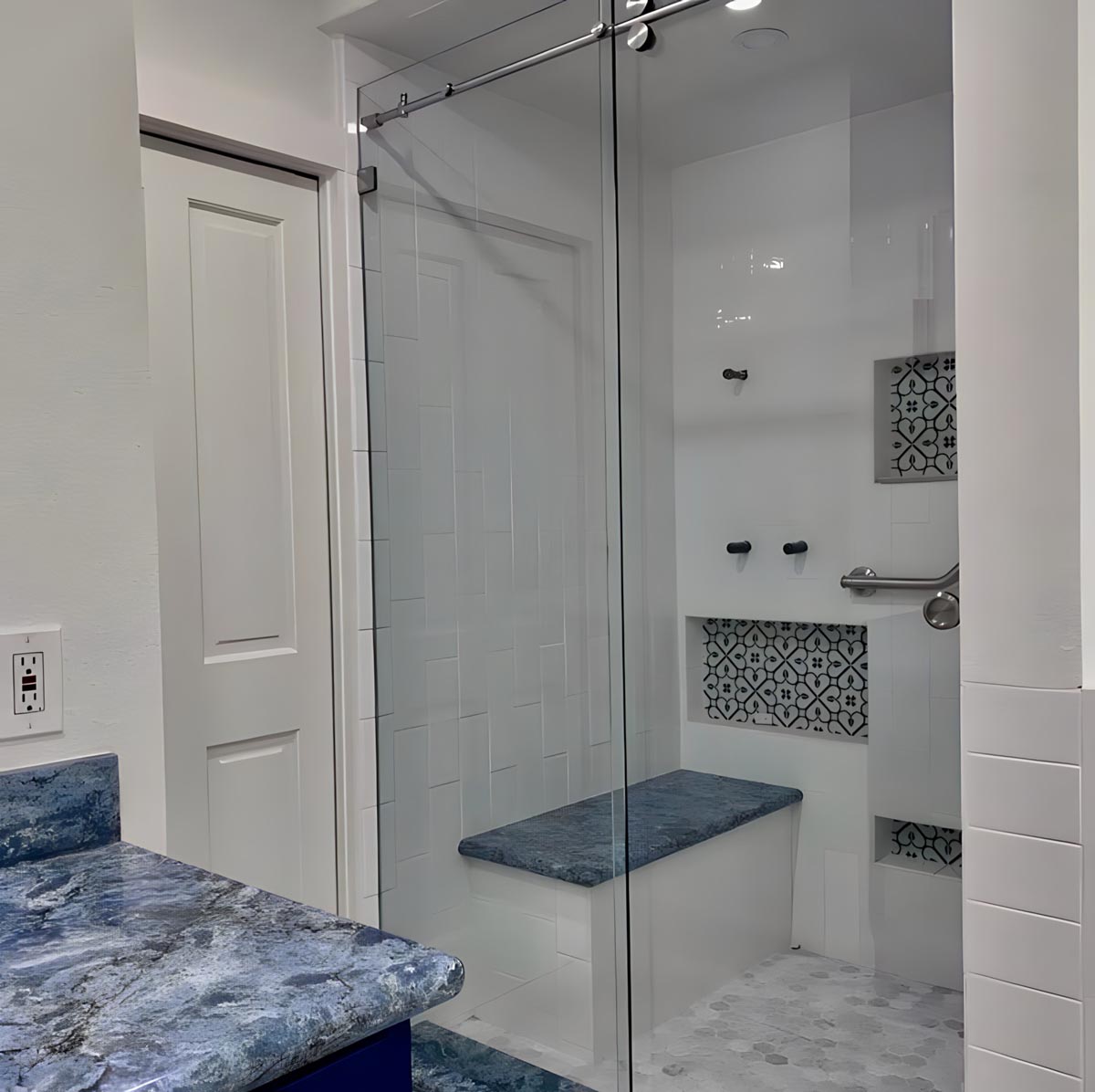 residential-showers-frameless (18)